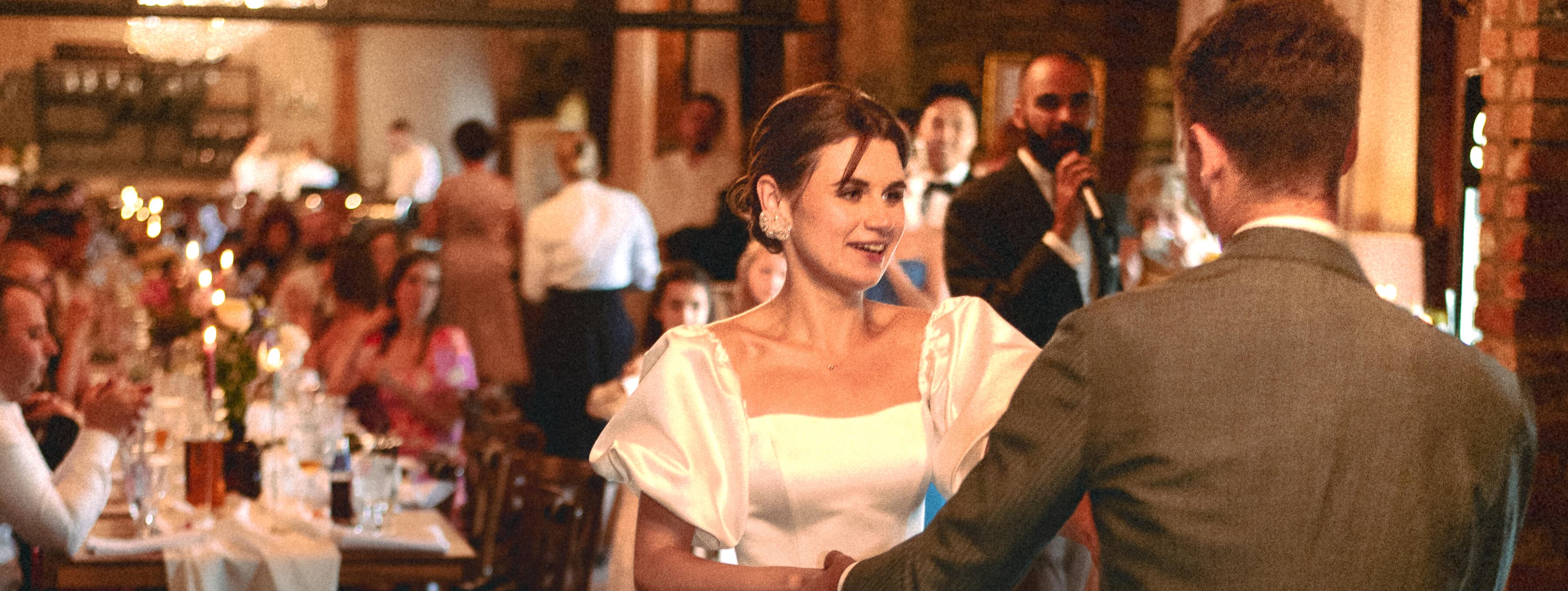 W trakcie wesela u Madzi i Kuby